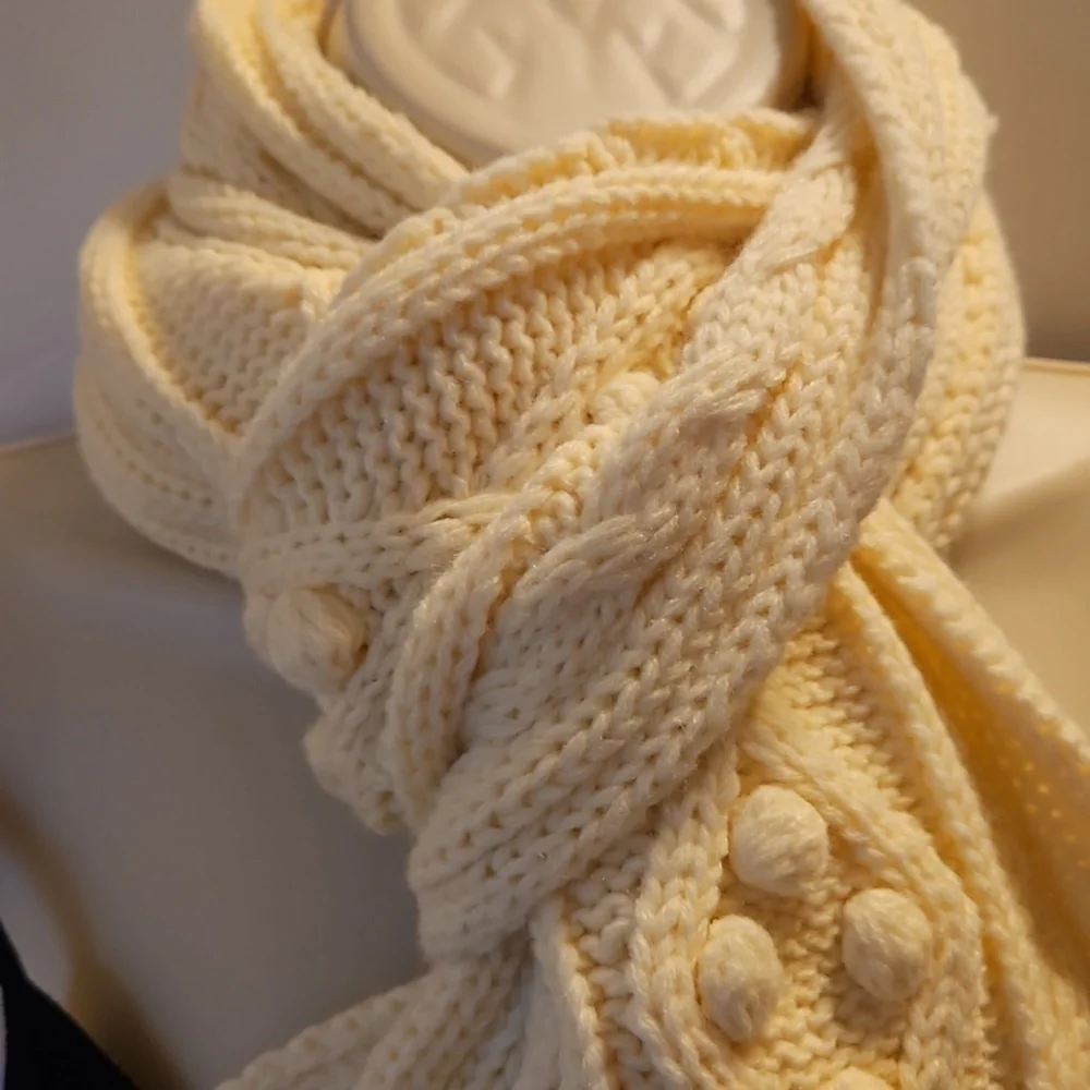 Handmade Chunky Knit Scarf Cream Fringe Winter Cable Knitted Upcycled Yarn 60